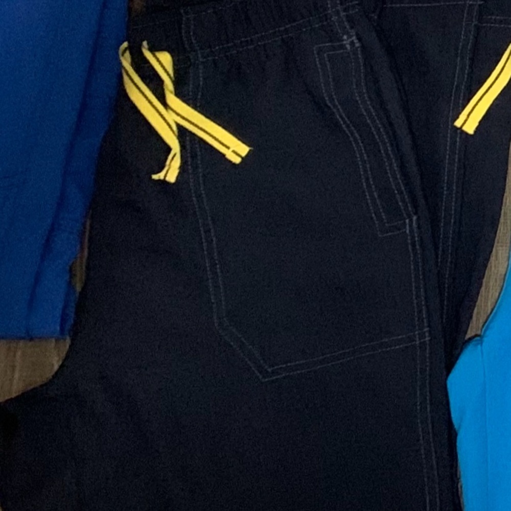 Navy blue wonder wink scrubs